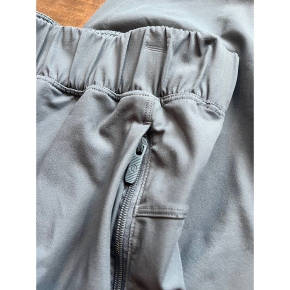 Lululemon Next Move Crop Pants Women's Size 6 Grey Nylon Blend - Picture 3 of 9